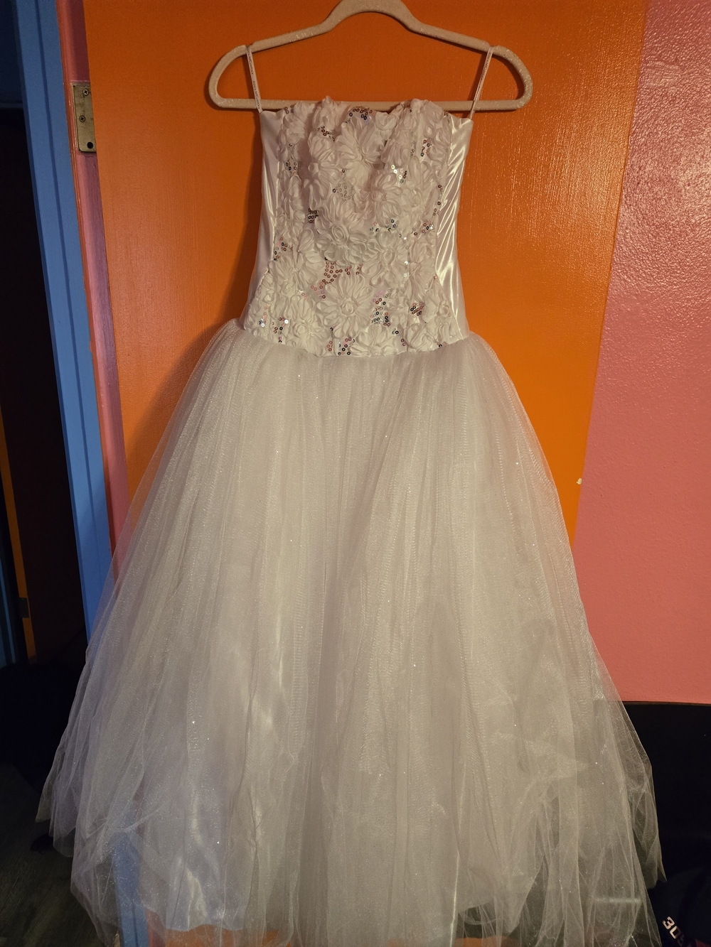Jessica McClintock White Tulle Prom Dress with Floral Bodice
